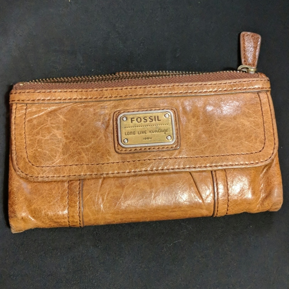 Fossil wallet